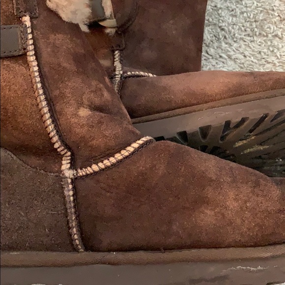 Uggs - Picture 4 of 5